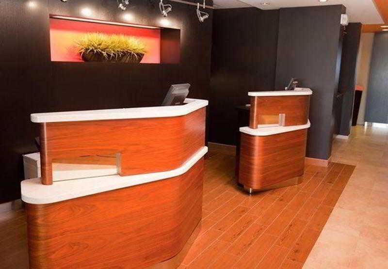 Courtyard By Marriott Springfield Otel İç mekan fotoğraf